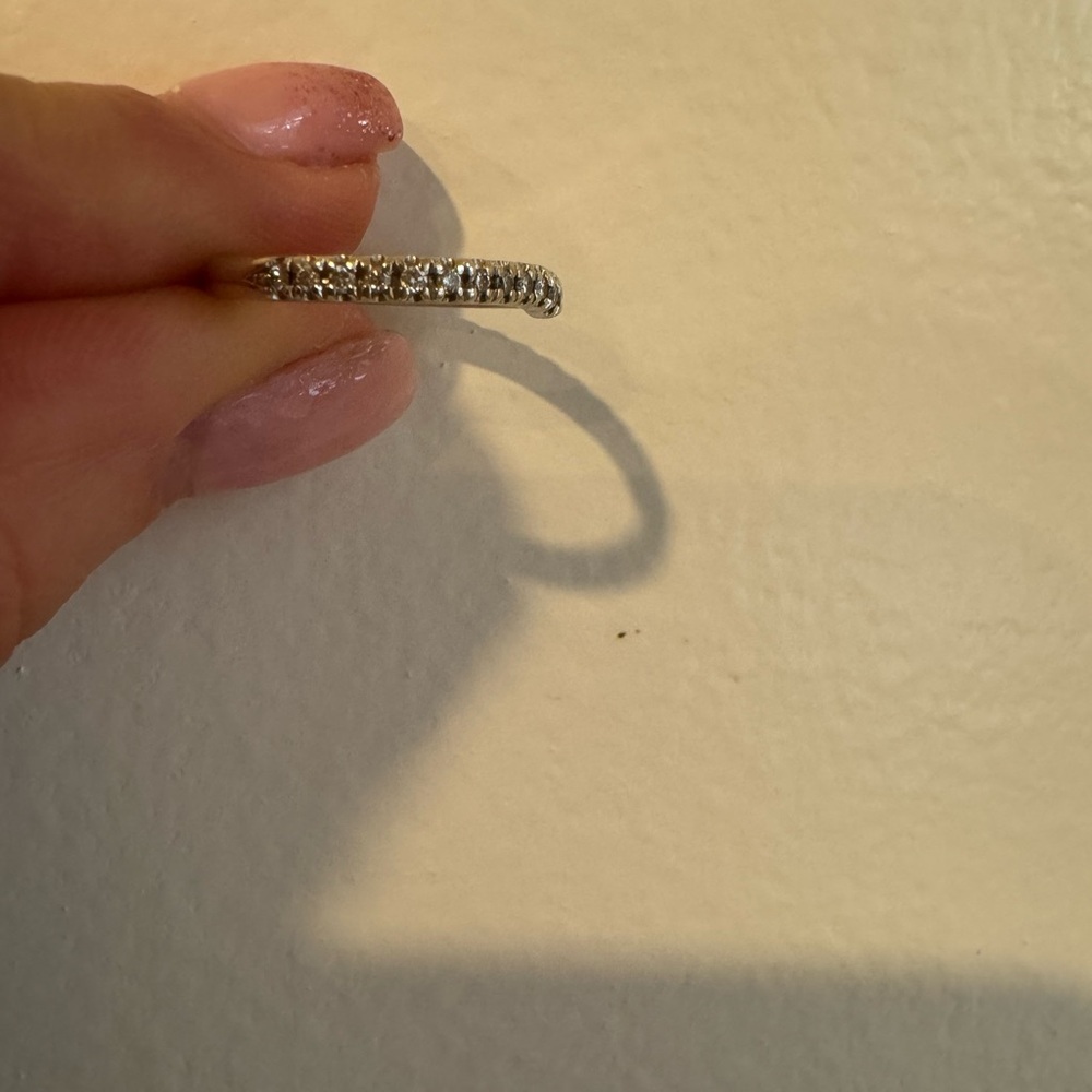 Kay jewelers Silver Diamond Ring - Picture 4 of 7